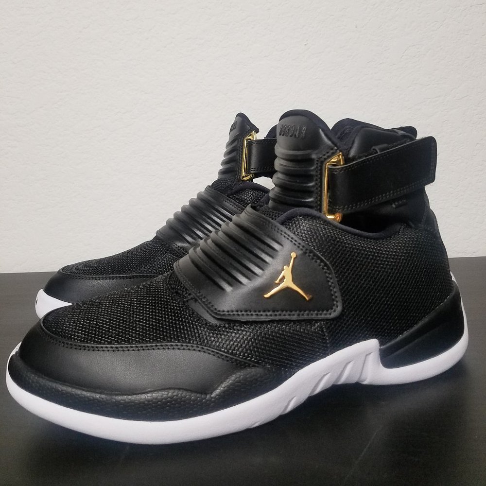 Jordan Generation 23 SIZE 9.5 US BLACK/GOLD